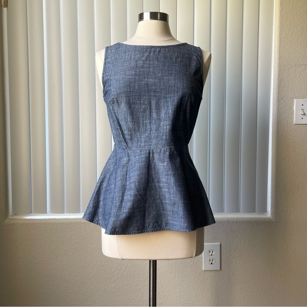 Banana Republic Women’s Elegance Denim Blue Sleeveless Slim Fit Flare Top Sz: 6